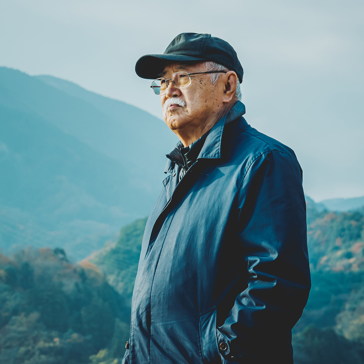 石本 藤雄（Fujiwo Ishimoto）