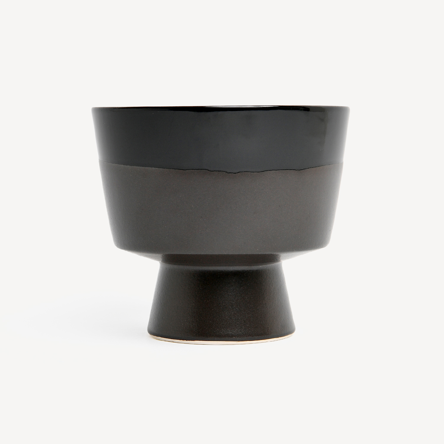 ONNEA KURO（黒）