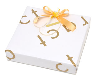 ホワイトゴールド