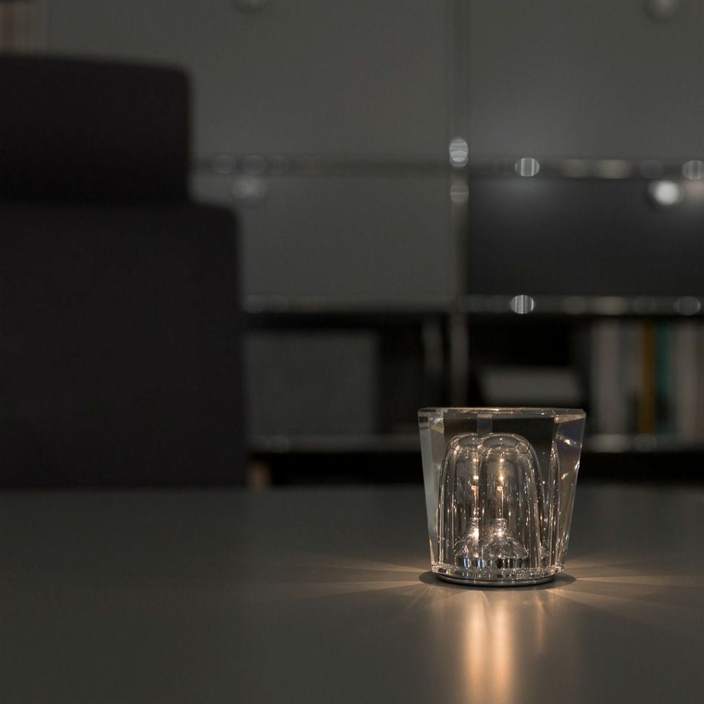  Ambientec アンビエンテック Xtal クリスタル コードレス LED テーブルランプ 充電式 全4種（Xtal・Xtal Acrux・Xtal Becrux・Xtal Gacrux） デザイン：小関 隆一