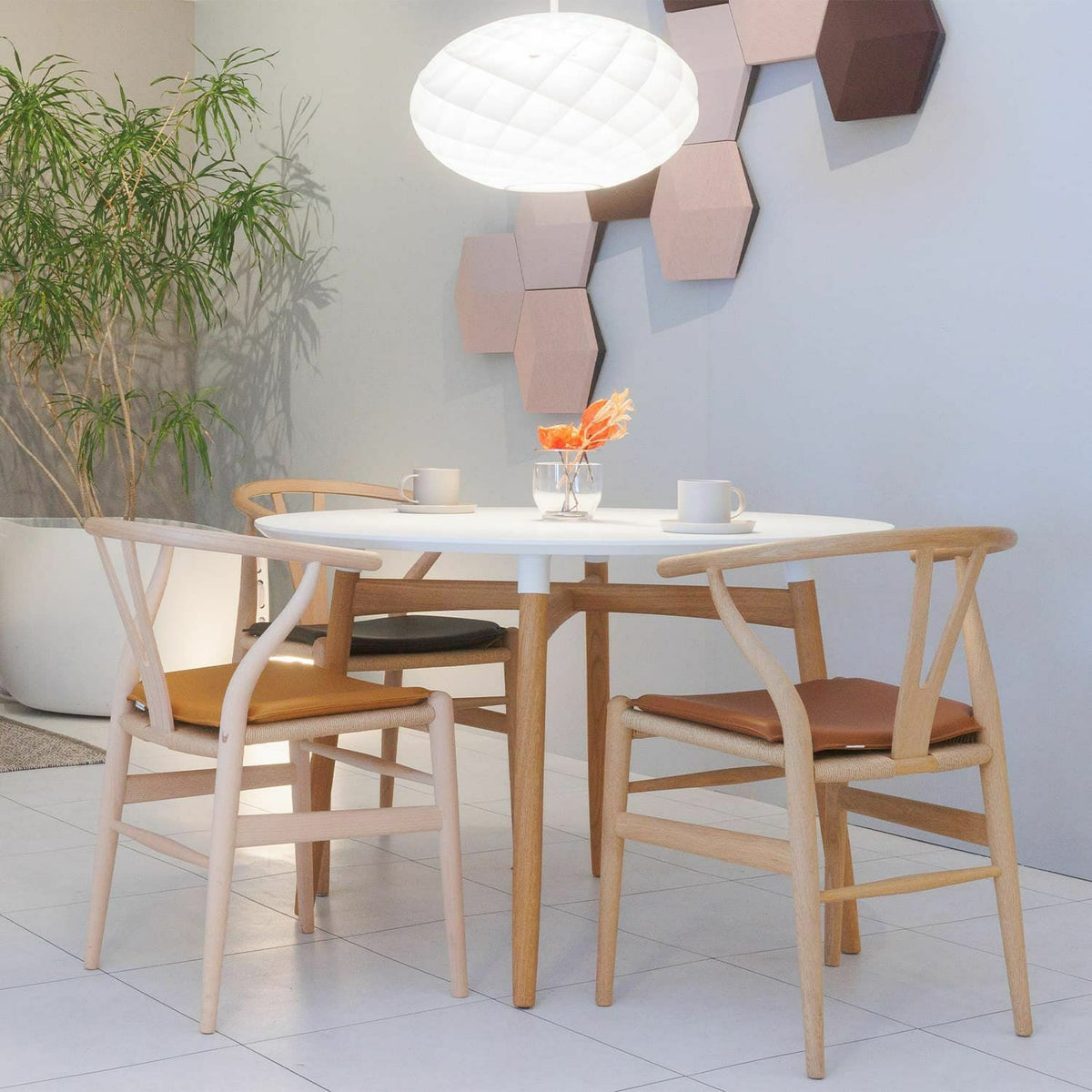 CH24 Yチェア （ワイチェア） ビーチ （クリアラッカー） 座：ブラックペーパーコード Carl Hansen & Son カール・ハンセン＆サン デザイン：ハンス・J・ウェグナー