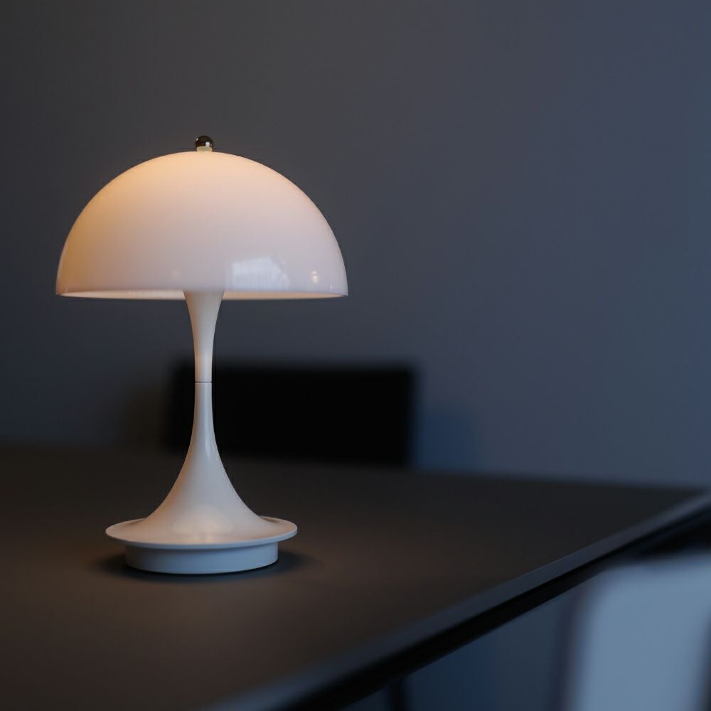 Louis Poulsen ルイスポールセン Panthella 160 Portable パンテラ 160 ポータブル （V3） テーブルランプ カラー：オパール・ホワイト デザイン：ヴェルナー・パントン