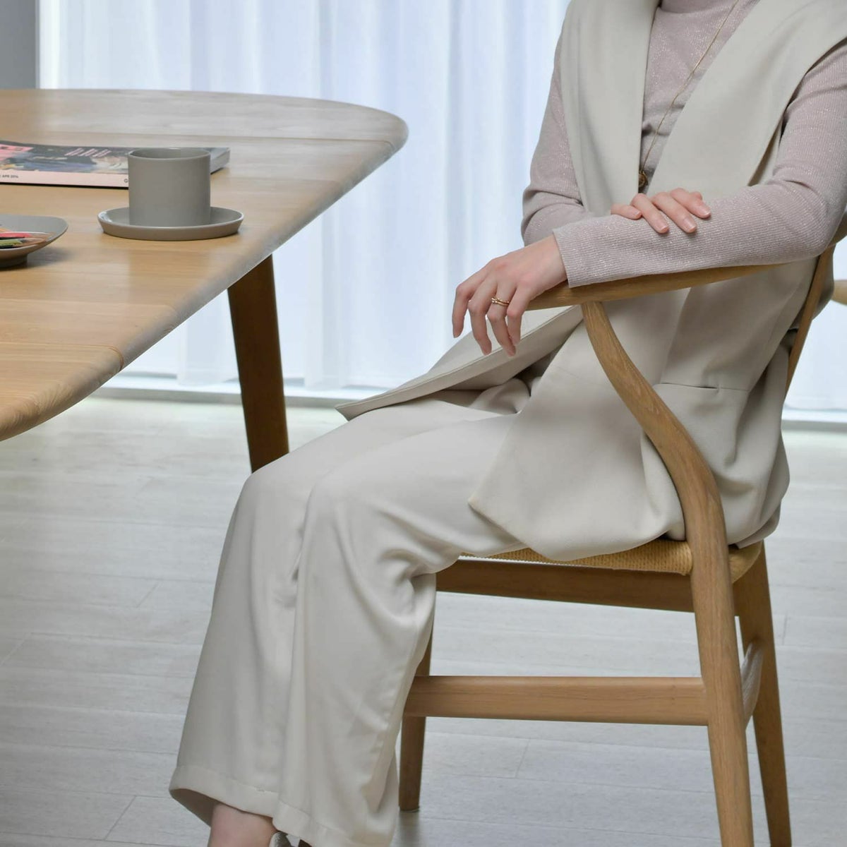 CH24 Yチェア （ワイチェア） オーク （オイルフィニッシュ） ブラックペーパーコード Carl Hansen & Son カール・ハンセン＆サン デザイン：ハンス・J・ウェグナー