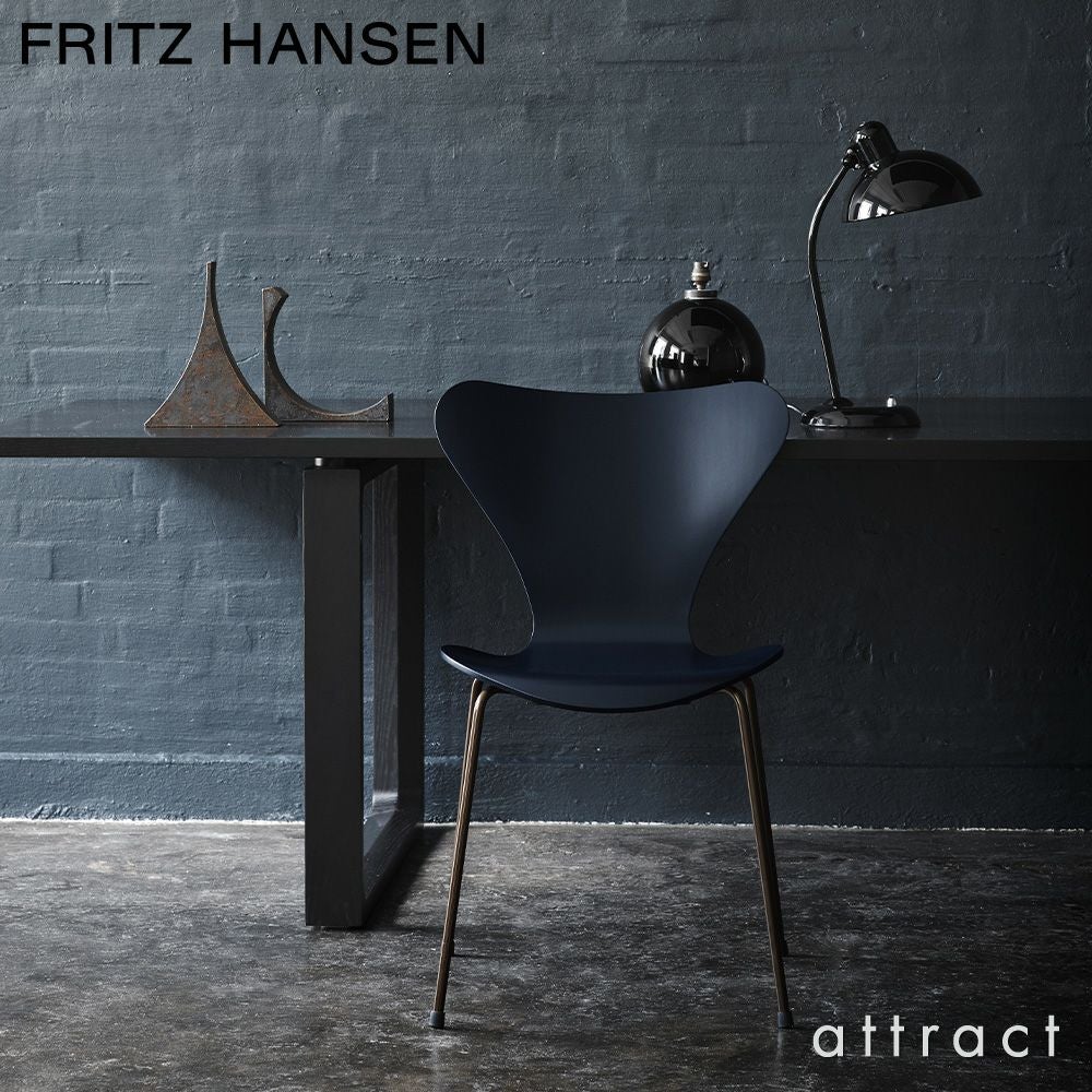 FRITZ HANSEN フリッツ・ハンセン KAISER IDELL カイザー・イデル 6556-T テーブルランプ カラー：6色 デザイン：クリスチャン・デル