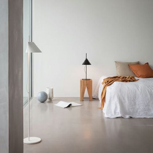 Louis Poulsen ルイスポールセン Yuh Floor ユー フロアランプ 可動式シェード スタンドライト カラー：ブラック 組込LED電球 デザイン：GamFratesi ガムフラテーシ