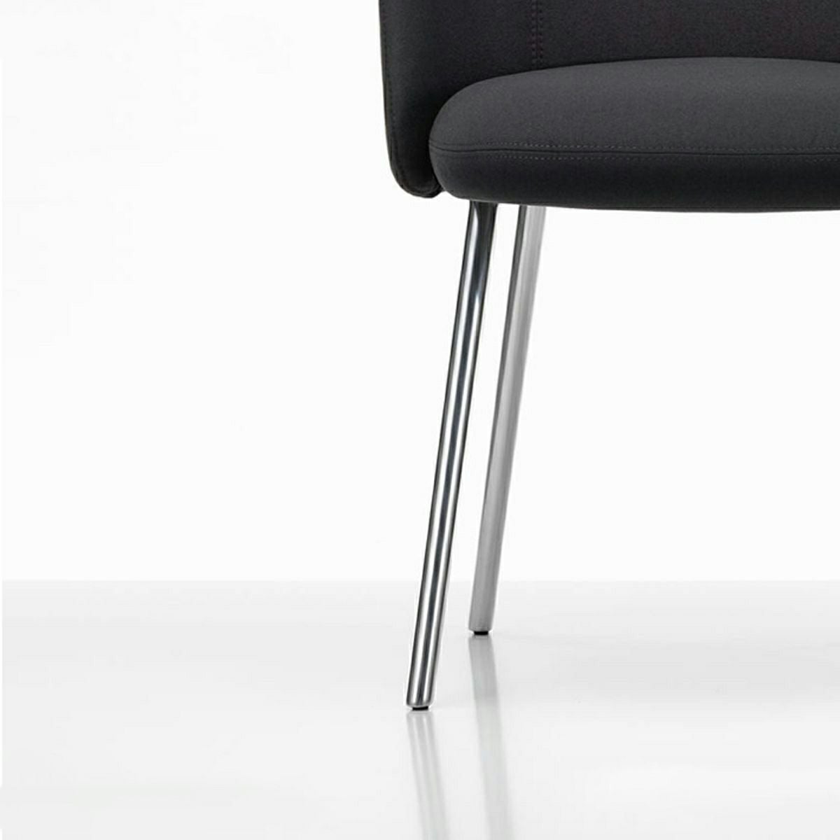 Vitra ヴィトラ Mikado ミカド サイドチェア アルミダイキャストベース （カラー：4色） ウッドベース（カラー：2色） ファブリック：F120（Cento チェント） デザイン：バーバー・オズガビー