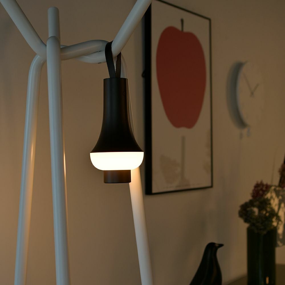 Louis Poulsen ルイスポールセン Tomoshi Portable トモシ ポータブル テーブルランプ カラー：ホワイト デザイン： nendo（佐藤 オオキ）