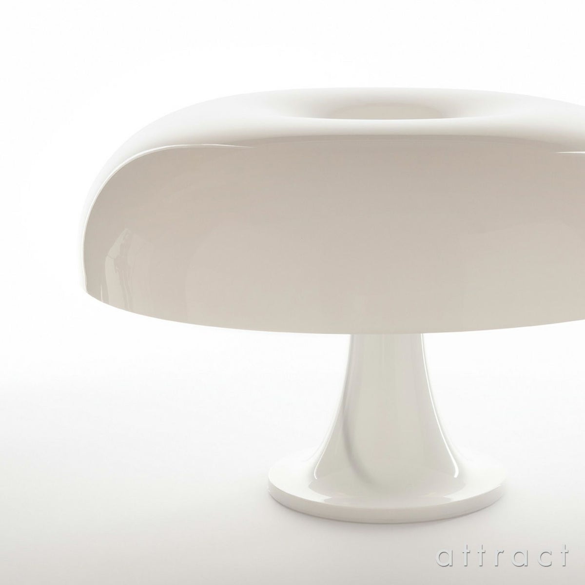 Artemide アルテミデ NESSO ネッソ テーブルランプ Φ540mm カラー：2色 デザイン：ジャンカルロ・マッティオリ