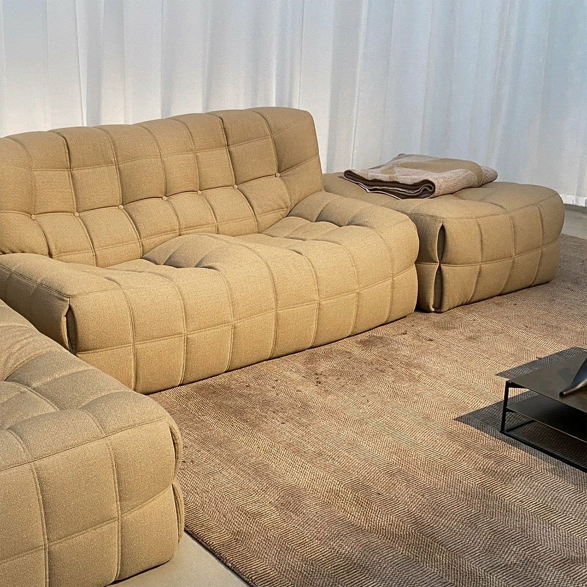 ligne roset リーン・ロゼ ROSETKashima ロゼカシマ 3P ソファ 3人掛け ファブリック：Lランク（アクアクリーン） デザイン：ミッシェル・デュカロワ