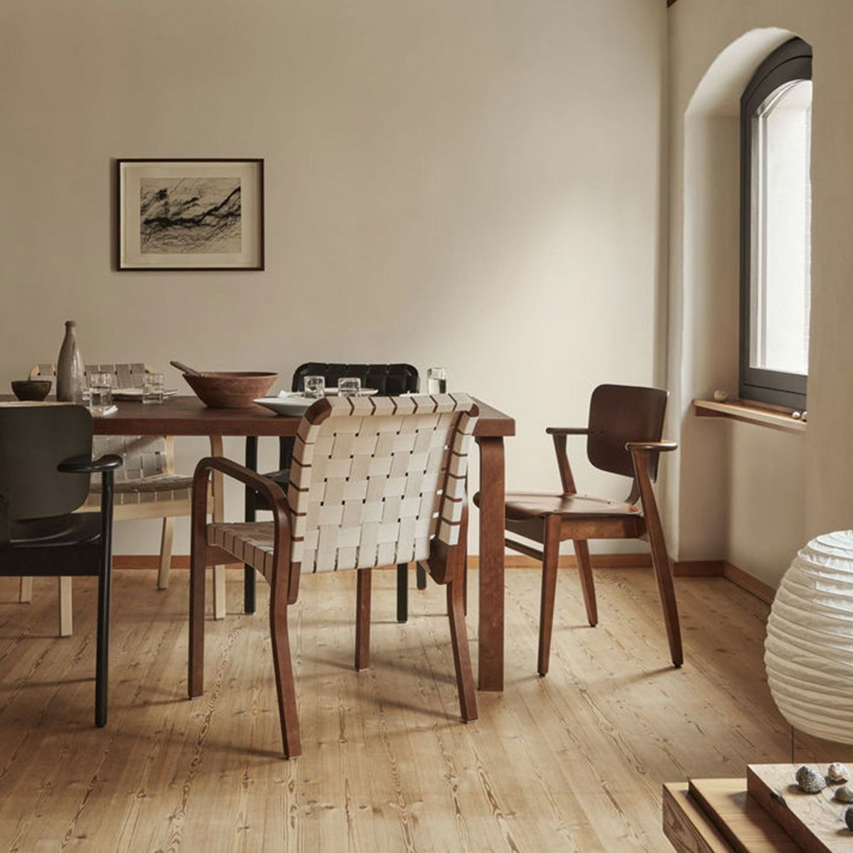 Artek アルテック 45 Armchair 45 アームチェア ラウンジチェア ハニーステイン リネンウェビングテープ カラー：6色 アームレスト：カバーなし デザイン：アルヴァ・アアルト