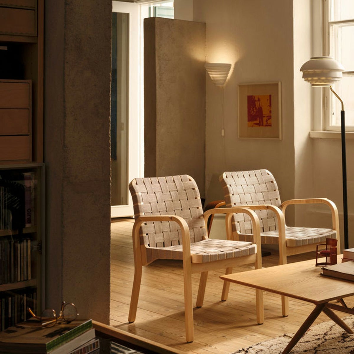 Artek アルテック 45 Armchair 45 アームチェア ラウンジチェア ウォルナットステイン リネンウェビングテープ カラー：6色 アームレスト：カバーなし デザイン：アルヴァ・アアルト