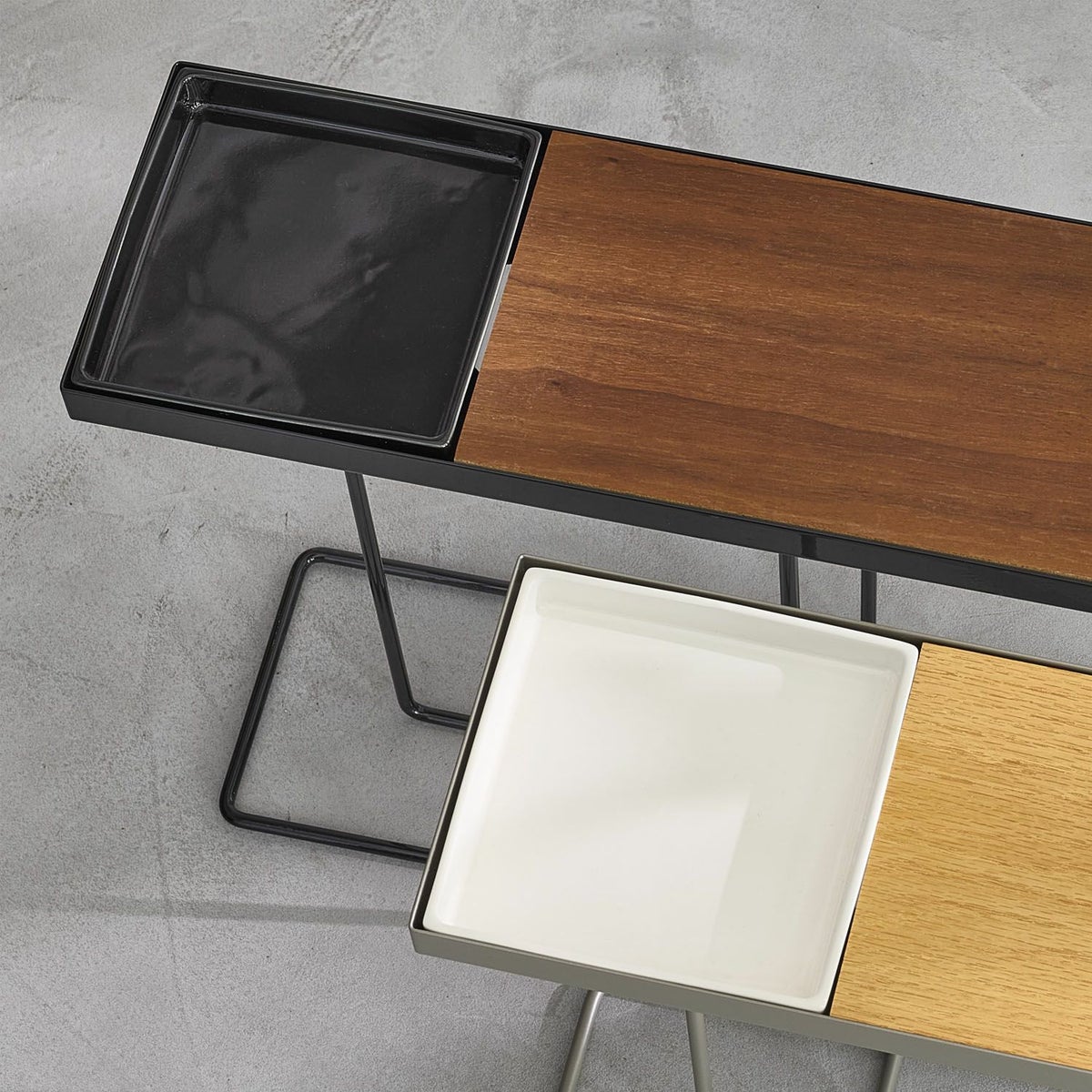 DUENDE デュエンデ COMPANION コンパニオン サイドテーブル DU0031 DU0032 カラー：2色 デザイン：Peter Mac Cann