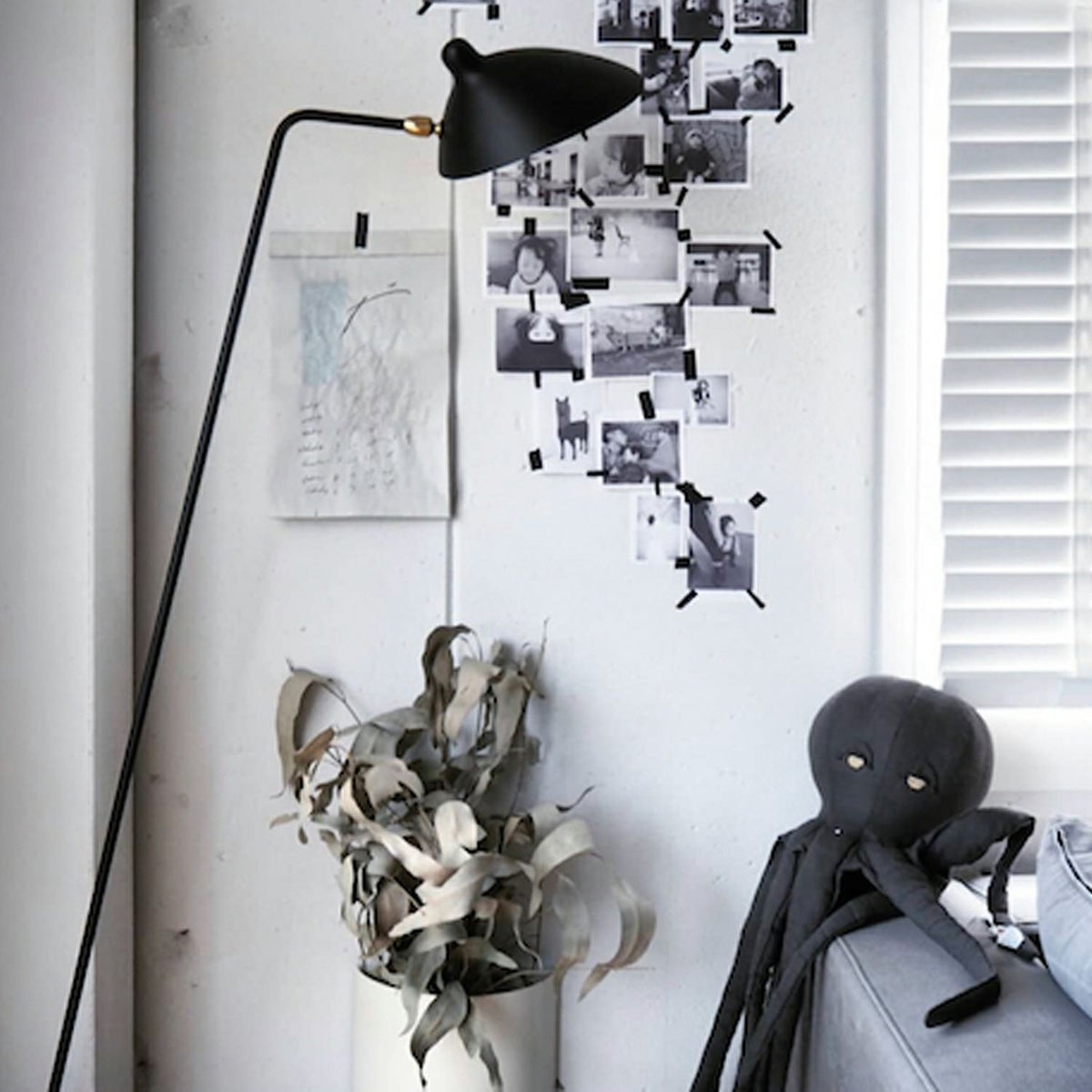 DUENDE デュエンデ MUKOU ムコウ アンブレラスタンド傘立て DU0120 専用水受け付属 カラー：2色 デザイン：PINTO