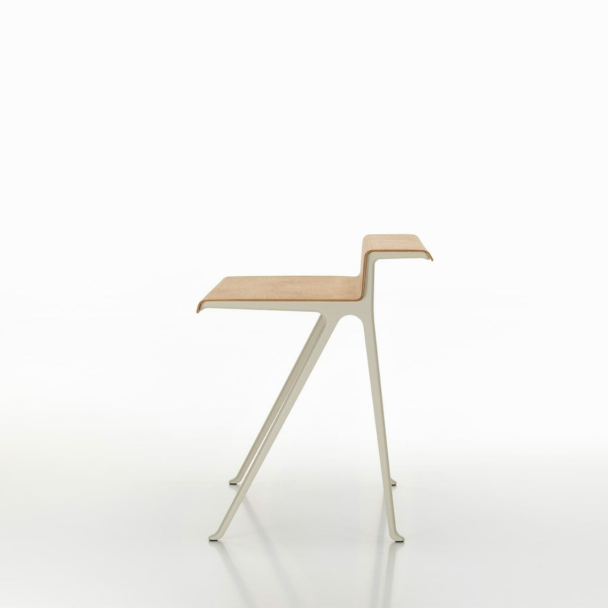 Vitra ヴィトラ Courier クーリエ サイズ：120×72.5cm 天板：2種類 ベース：3色 デザイン：ロナン・ブルレック