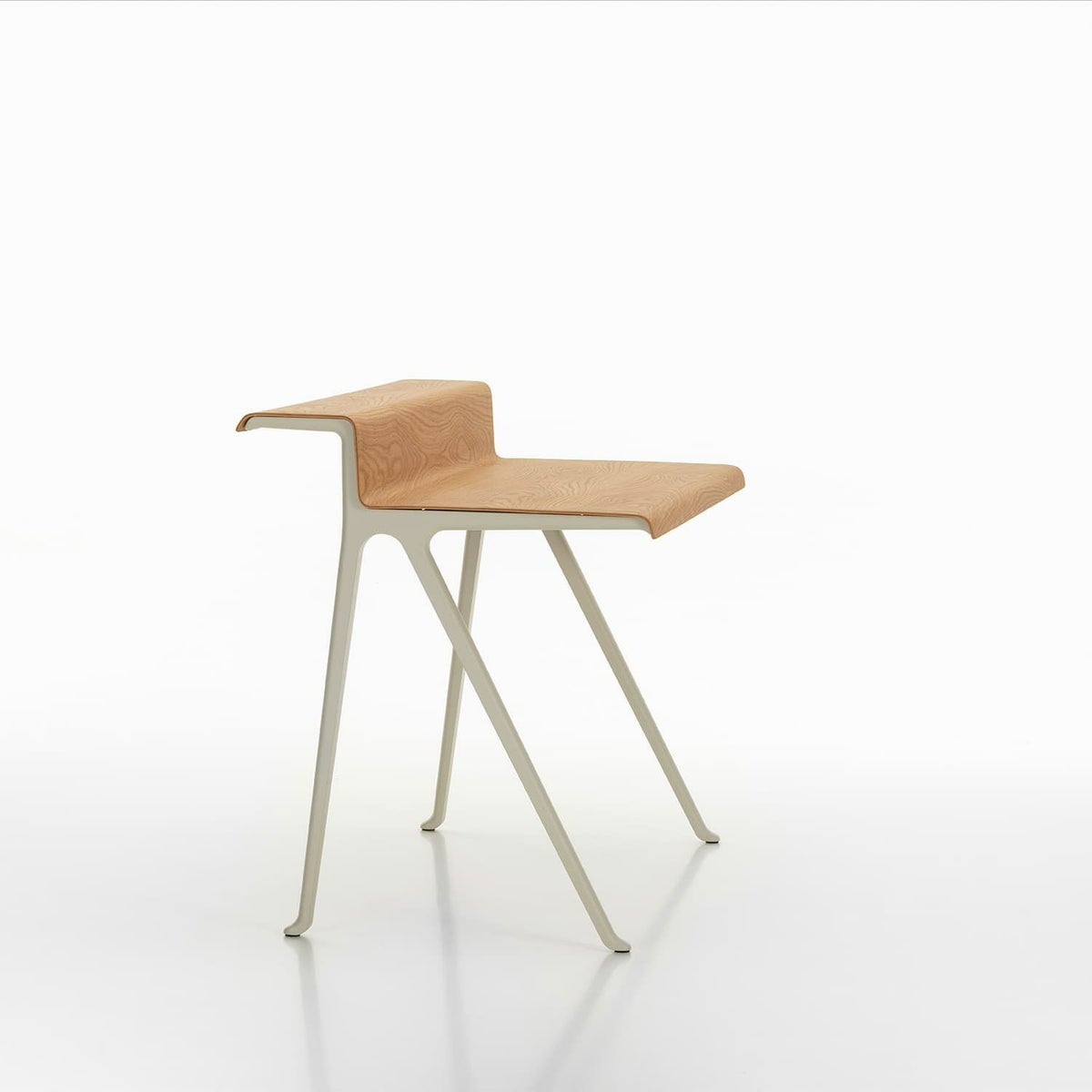 Vitra ヴィトラ Courier クーリエ サイズ：120×72.5cm 天板：2種類 ベース：3色 デザイン：ロナン・ブルレック