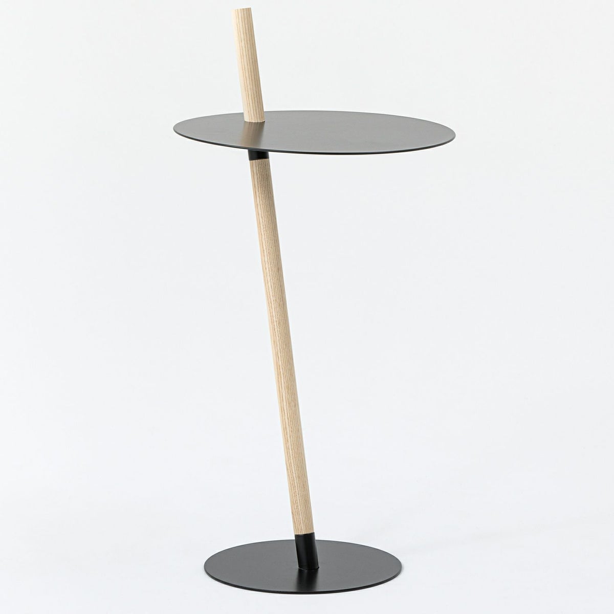 DUENDE デュエンデ TUBE & ROD チューブ＆ロッド サイドテーブル DU0270 無塗装 カラー：2色 デザイン：松尾 直哉