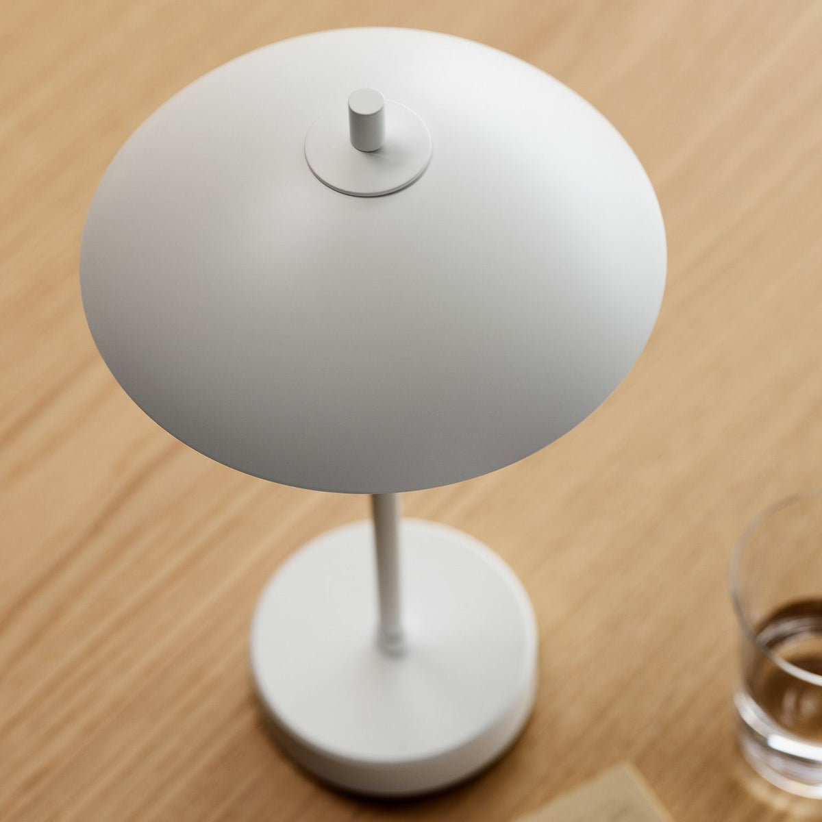 3段階の調光機能付き