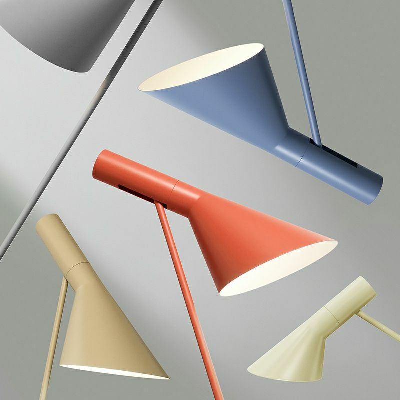 Louis Poulsen ルイスポールセン AJ Wall AJ ウォール カラー：ブラック 真鍮ポリッシュ （無塗装） デザイン：アルネ・ヤコブセン