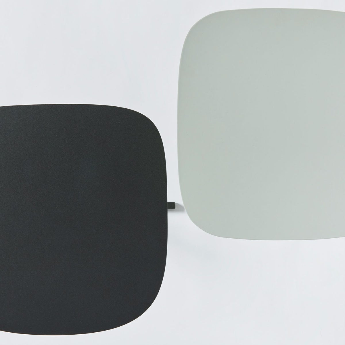 DUENDE デュエンデ SOLID STEEL TABLE ソリッド スチール テーブル DU0326 カラー：3色 デザイン：PERMANENT31