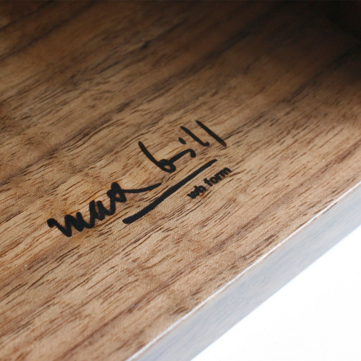 wb form ヴェービーフォーム Ulm Stool ウルム スツール サイドテーブル チェア カラー：ウォルナット デザイン：マックス・ビル