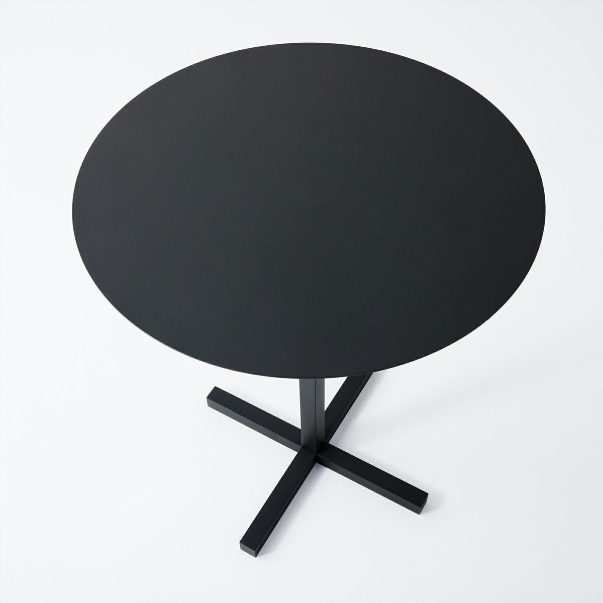 DUENDE デュエンデ SOLID STEEL HIGH DINER TABLE ROUND ソリッドスチールハイダイナーテーブル ラウンド DU0332 カラー：ダークグレー デザイン：PERMANENT31