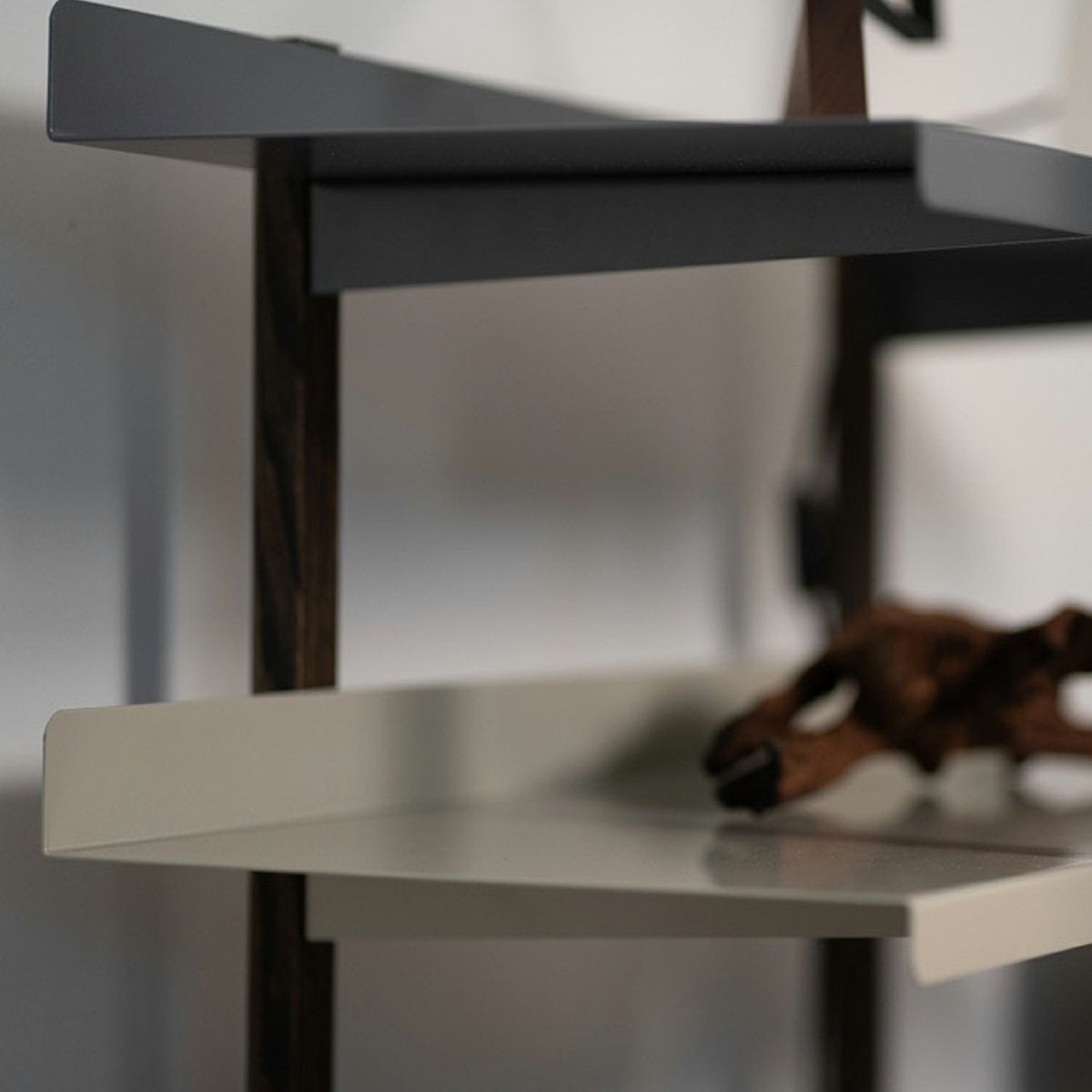 DUENDE デュエンデ MARGE SHELF 4 OIL FINISH マージ シェルフ オイルステインフィニッシュ DU0329 カラー：2パターン デザイン：芦沢 啓治