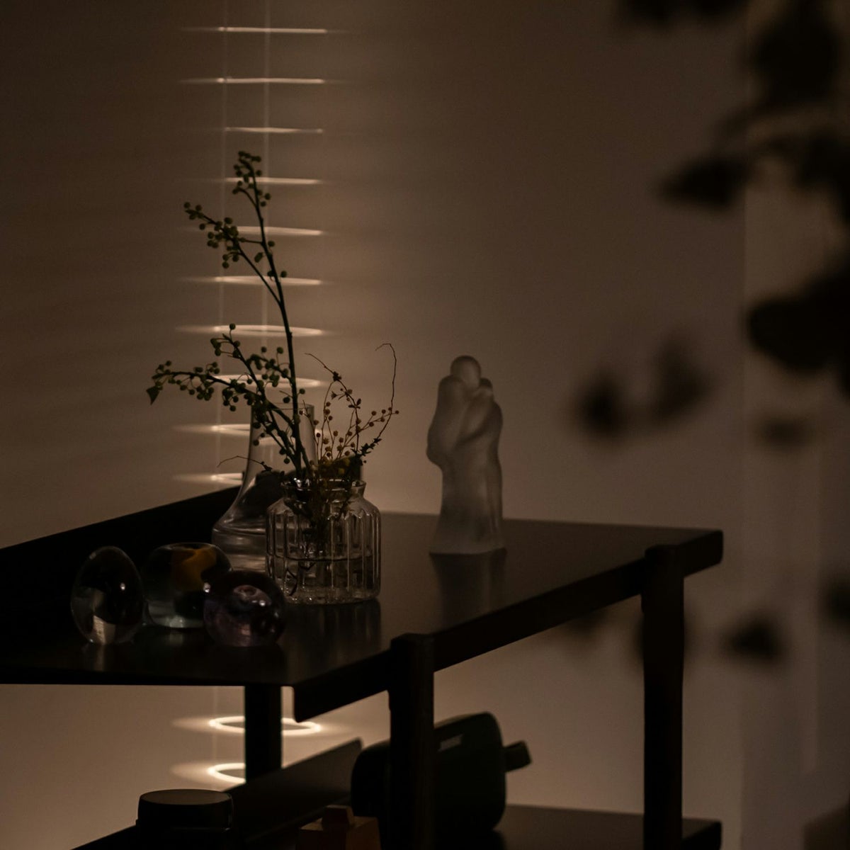 DUENDE デュエンデ MARGE SHELF 3 BK OIL STAIN FINISH マージ シェルフ ブラック オイルステインフィニッシュ DU0328BK カラー：ブラック デザイン：芦沢 啓治