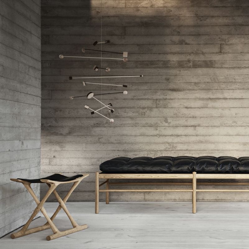 Carl Hansen & Son カール・ハンセン＆サン OW2000 Egyptian Stool エジプシャンスツール オーク（ホワイトオイルフィニッシュ） 張座：サドルレザー デザイン：オーレ・ヴァンシャー