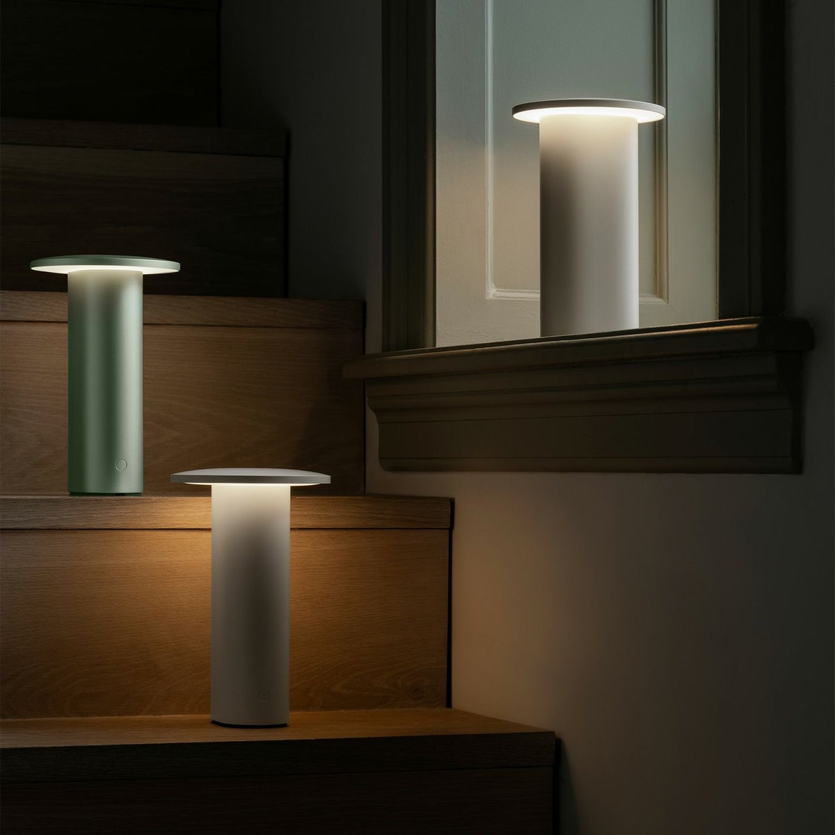 FRITZ HANSEN フリッツ・ハンセン SOLAE ソラエ ポータブルランプ