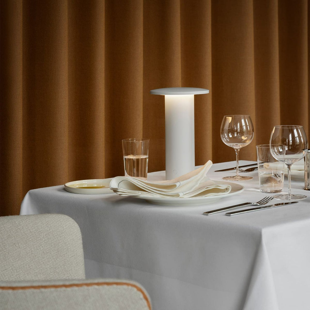 FRITZ HANSEN フリッツ・ハンセン SOLAE ソラエ ポータブルランプ