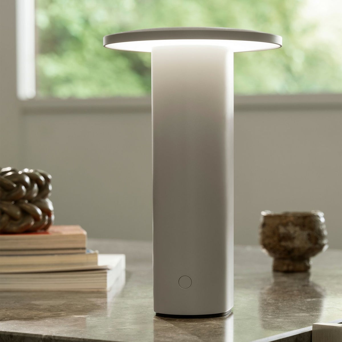 FRITZ HANSEN フリッツ・ハンセン SOLAE ソラエ ポータブルランプ