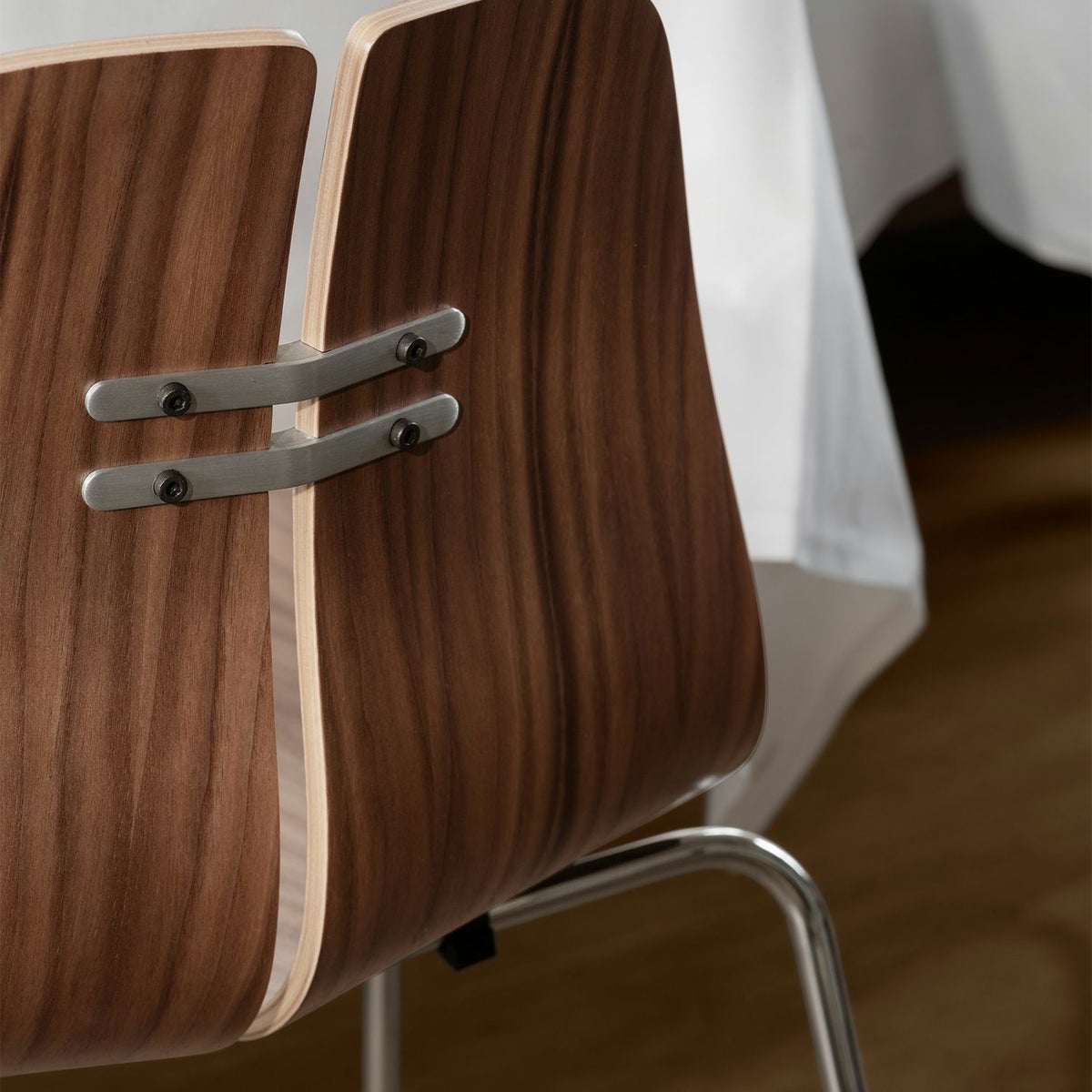 FRITZ HANSEN フリッツ・ハンセン PK3 ダイニングチェア カラー：ウォルナット ベースカラー：クローム仕上げ