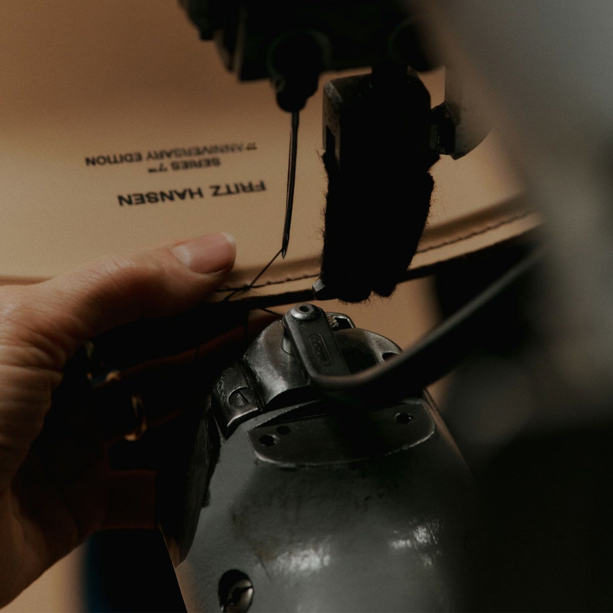 FRITZ HANSEN フリッツ・ハンセン SERIES 7 TAILORED セブンチェア テーラード 3107 チェア フルパディング ハーネスレザー