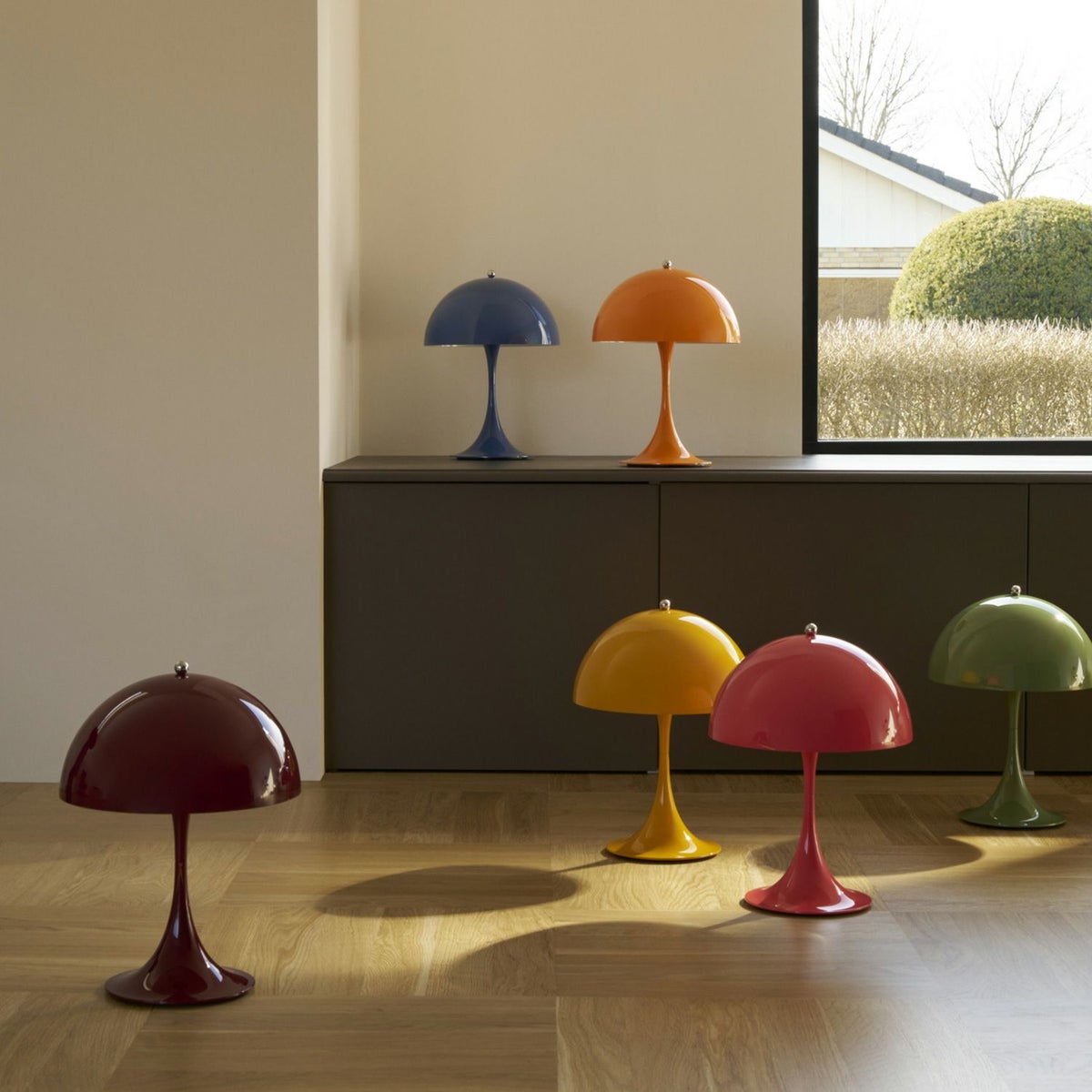 Louis Poulsen ルイスポールセン Panthella 250 Portable パンテラ 250 ポータブル テーブルランプ カラー：オパール・ベージュ デザイン：ヴェルナー・パントン