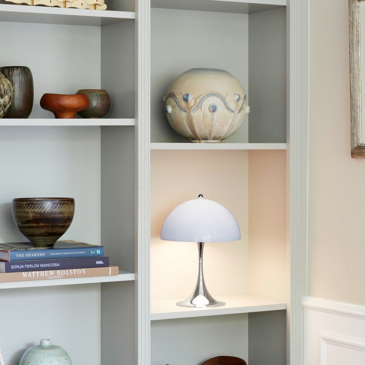 Louis Poulsen ルイスポールセン Panthella 250 Portable パンテラ 250 ポータブル テーブルランプ カラー：オパール・ベージュ デザイン：ヴェルナー・パントン