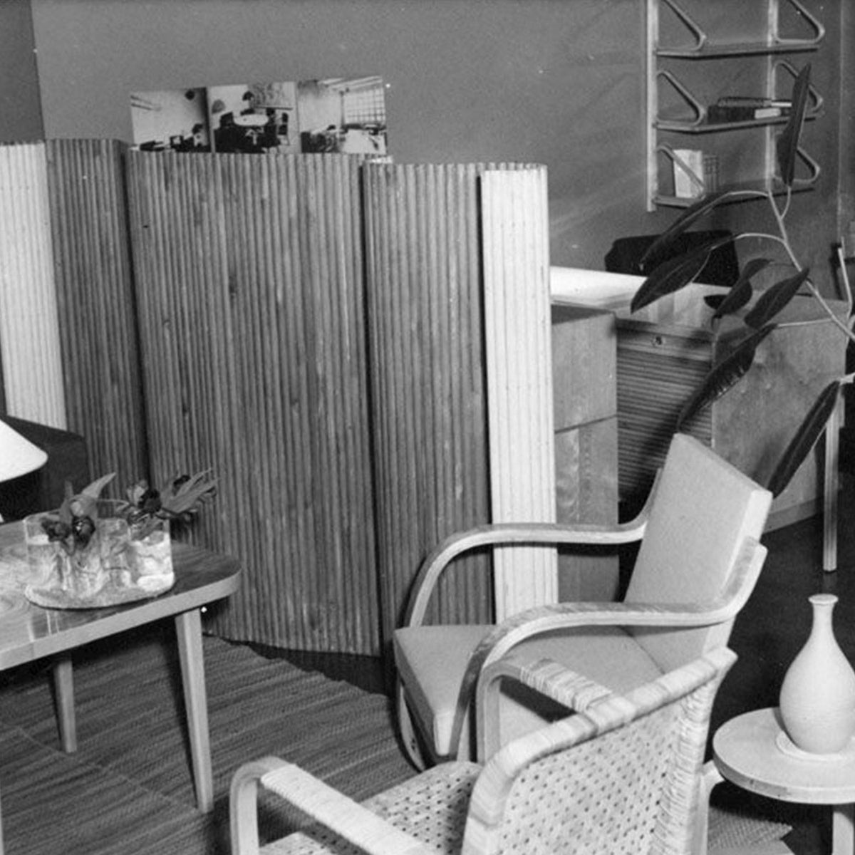 Artek アルテック 100 SCREEN スクリーン パーティション Size D W200cm × H100cm クリアラッカー仕上げ デザイン：アルヴァ・アアルト