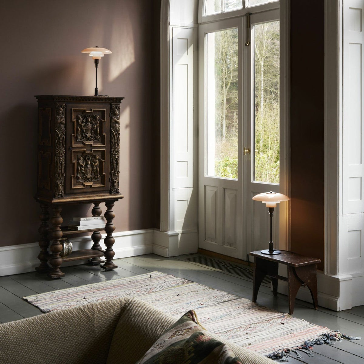 Louis Poulsen ルイスポールセン PH 3/2 Dusty Terracotta Table Lamp PH 3/2 ダスティー・テラコッタ テーブルランプ スタンドライト Φ285mm カラー：ダスティ・テラコッタ 真鍮エイジング加工 デザイン：ポール・ヘニングセン