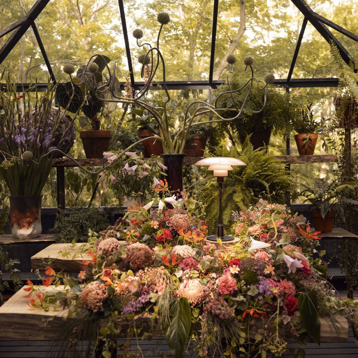 Louis Poulsen ルイスポールセン PH 3/2 Dusty Terracotta Table Lamp PH 3/2 ダスティー・テラコッタ テーブルランプ スタンドライト Φ285mm カラー：ダスティ・テラコッタ 真鍮エイジング加工 デザイン：ポール・ヘニングセン