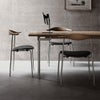 Carl Hansen & Son カール・ハンセン＆サン CH88P オーク （ソープフィニッシュ） ブラックフレーム 張座：レザー（Thor） デザイン：ハンス・J・ウェグナー