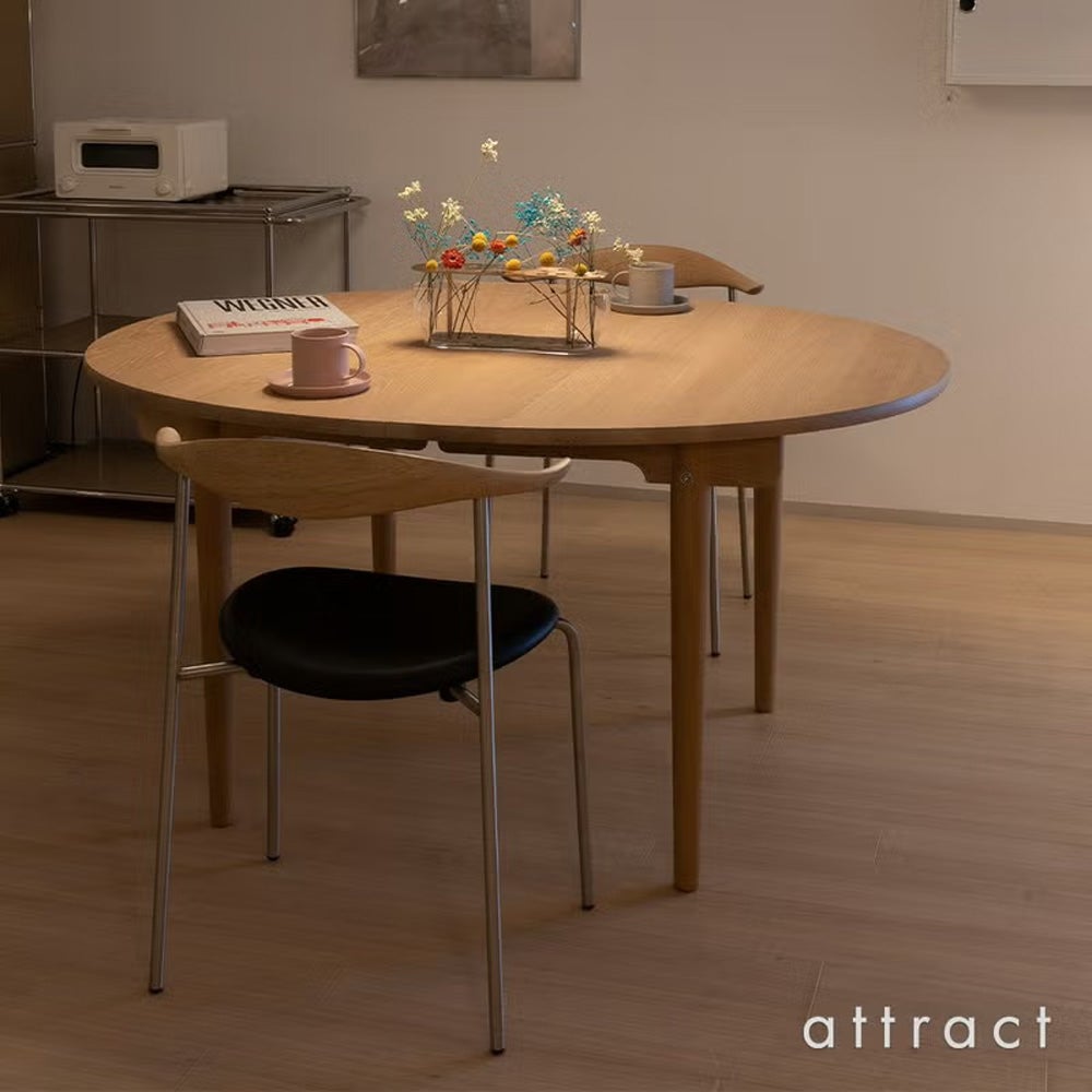 Carl Hansen & Son カール・ハンセン＆サン CH88P オーク （ソープフィニッシュ） ブラックフレーム 張座：レザー（Thor） デザイン：ハンス・J・ウェグナー
