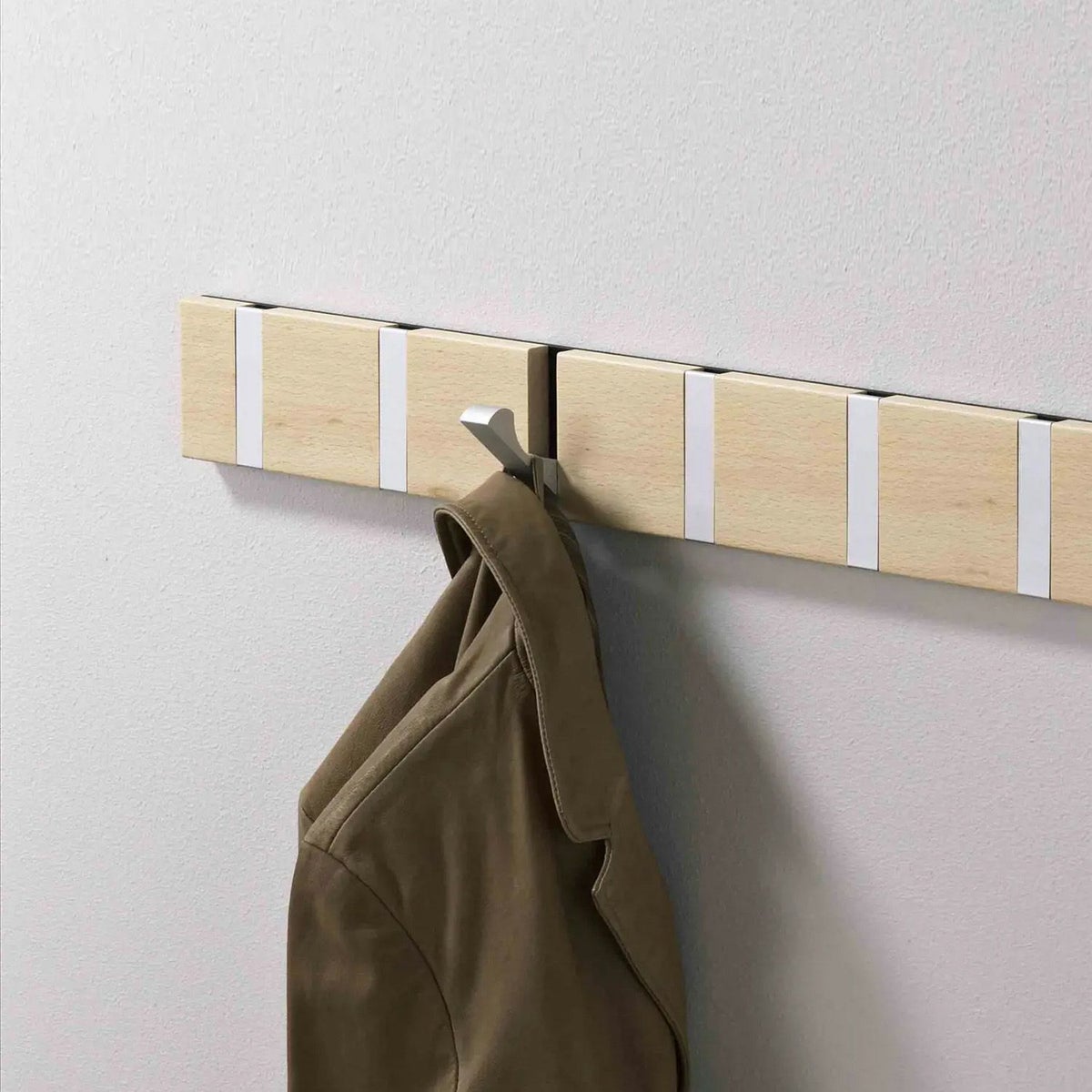 LoCa ロカ KNAX Horizontal 8 ナックス ホリゾンタル 8 ウォールハンガー コートハンガー カラー：2色 デザイン：ハリット＆ソーレンセン