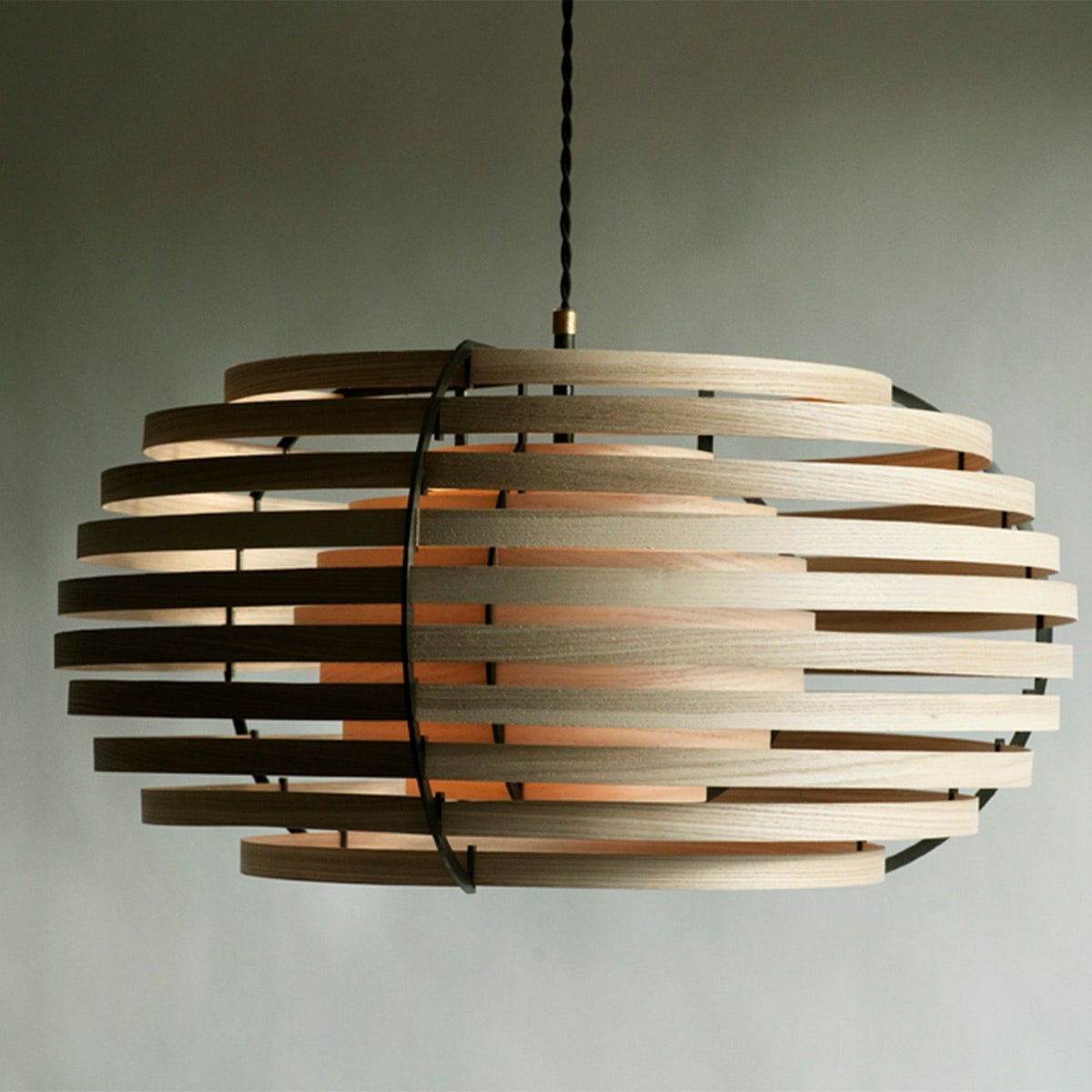 BRIAN KIRK ブライアン・カーク MOON ムーン ペンダントランプ