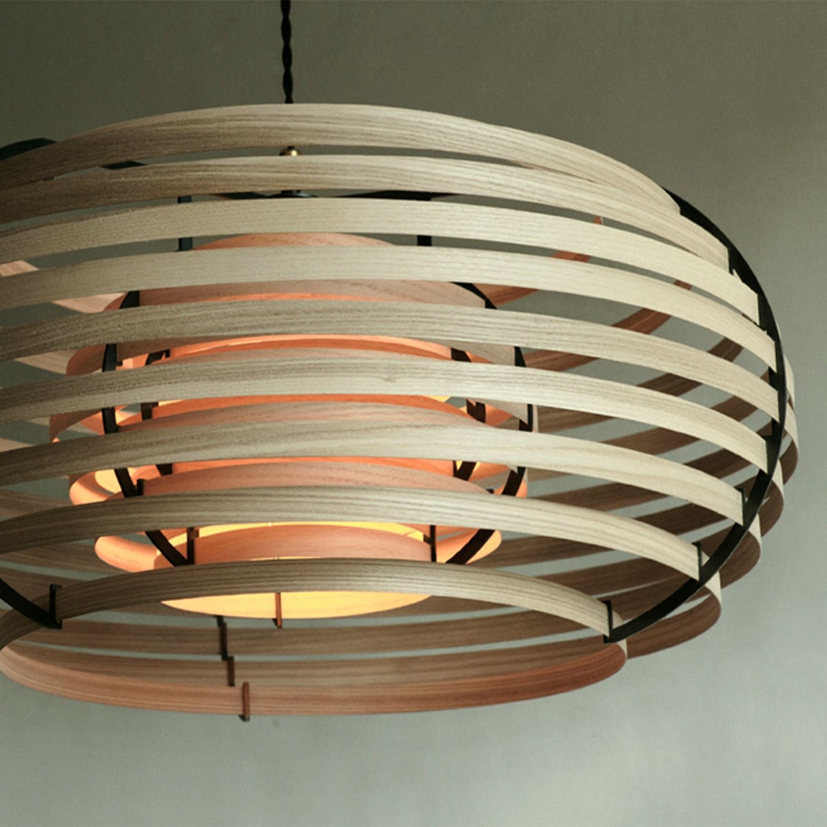 BRIAN KIRK ブライアン・カーク MOON ムーン ペンダントランプ