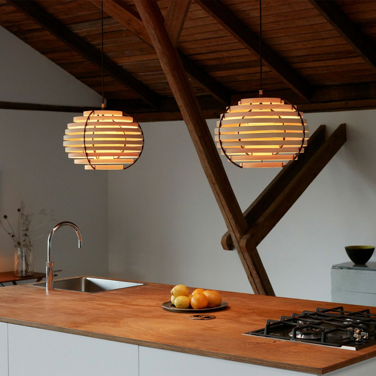 BRIAN KIRK ブライアン・カーク MOON ムーン ペンダントランプ