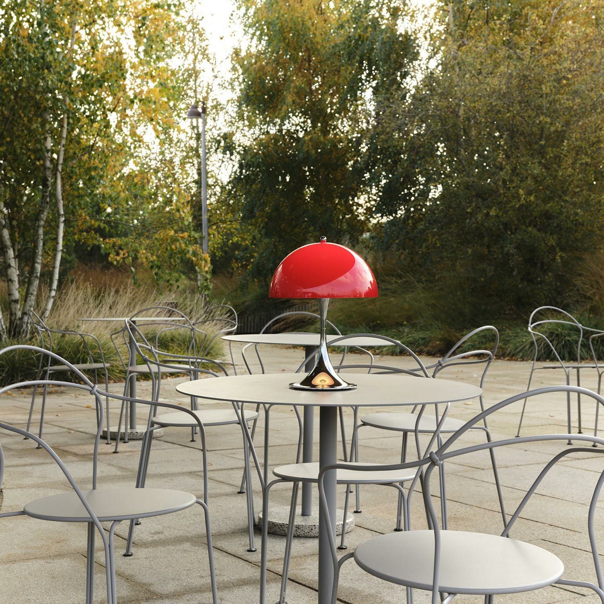 ouis Poulsen ルイスポールセン Panthella 250 Portable パンテラ 250 ポータブル テーブルランプ カラー：オパール・グリーン クローム デザイン：ヴェルナー・パントン