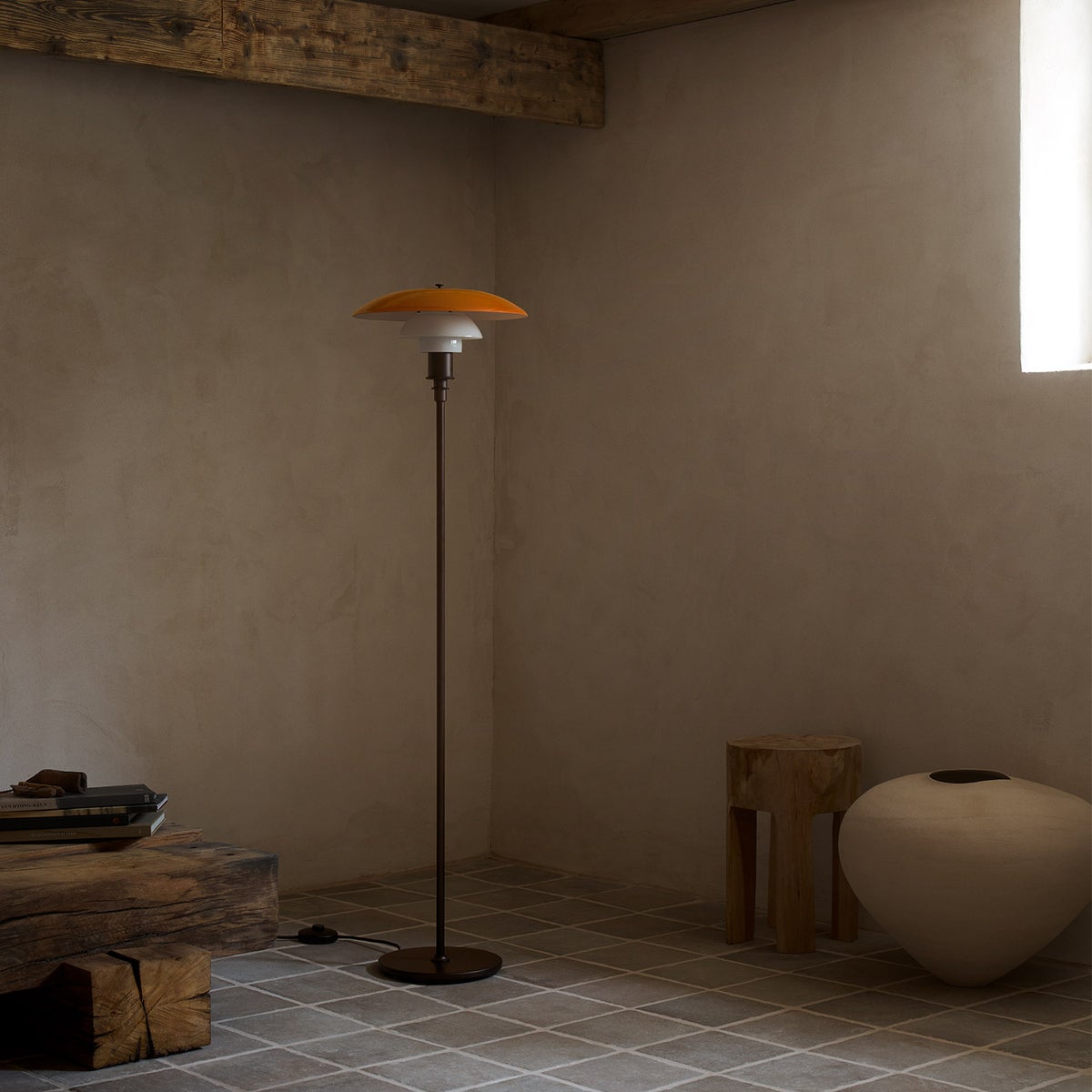 Louis Poulsen ルイスポールセン PH 3 1/2-2 1/2 Floor Lamp Centenary Edition フロアランプ センテナリー・エディション スタンドライト Φ330mm アンバー 琥珀色ガラス 真鍮エイジング加工 デザイン：ポール・ヘニングセン
