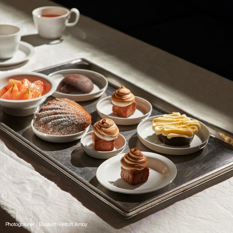 1616 / arita japan アリタ ジャパン CMA Stack Flat スタック フラット サイズ：7種類 有田焼 陶磁器 食器 ライトグレー デザイン：セシリエ・マンツ