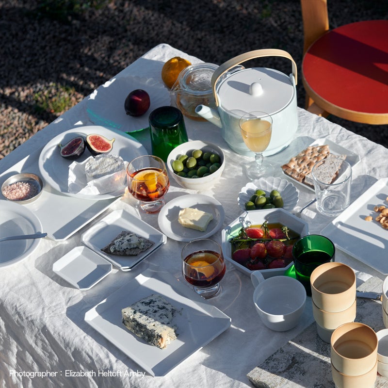 1616 / arita japan アリタ ジャパン CMA Soft Flat ソフト フラット サイズ：5種類 有田焼 陶磁器 食器 ライトグレー デザイン：セシリエ・マンツ