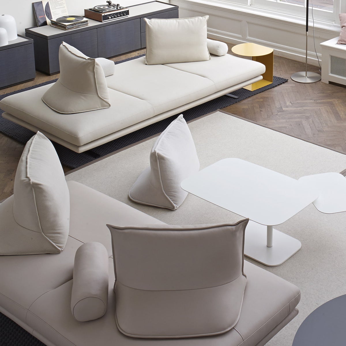 ligne roset リーン・ロゼ ROSETPrado ロゼプラド 2P ソファ 2人掛け ファブリック：Jランク 背クッション：2点セット デザイン：クリスチャン・ウェルナー