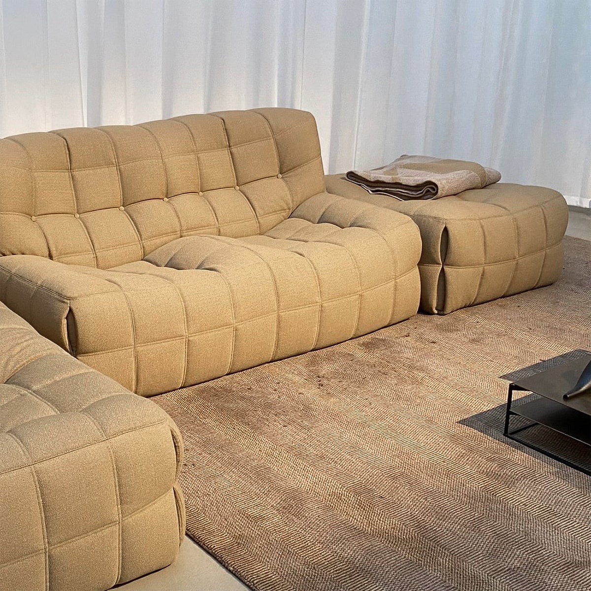 ligne roset リーン・ロゼ ROSETKashima2 ロゼカシマ2 1P ソファ 1人掛け ファブリック：Cランク デザイン：ミッシェル・デュカロワ